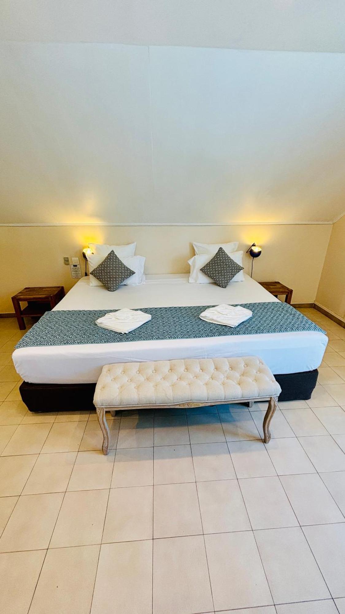 Hotel Coco Island Saint-Gilles Les Bains Zewnętrze zdjęcie